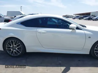 2017 Lexus RC 350 z VIN JTHHE5BC6H5015818, wystawiony jako IAAI lot #41822209 z przebiegiem 99 588 mil mil oraz . Historia ofert i sprzedaży dostępna na DreamBid. Obrazek 14.