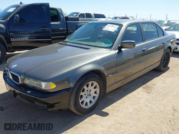 2001 BMW 7 Series 740iL with VIN WBAGH83421DP25417, listed as a IAAI auction lot 41725971 with 165,599 mi miles. Bid and sale history available at carsss.com. Image 2.