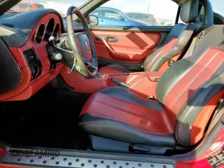 1998 Mercedes-Benz SLK 230/320 z VIN WDBKK47F7WF058115, wystawiony jako Copart lot #46637955 z przebiegiem 118 385 mil mil oraz Czysty tytuł • Clean title. Historia ofert i sprzedaży dostępna na DreamBid. Obrazek 7.