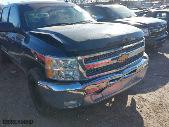 2012 Chevrolet Silverado 1500 LT with VIN 3GCPCSE06CG215957, listed as a IAAI auction lot 41644285 with 140,599 mi miles. Bid and sale history available at carsss.com. Image 17.