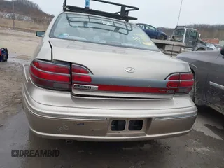 1999 Oldsmobile Cutlass GL z VIN 1G3NB52J8X6318863, wystawiony jako IAAI lot #41490091 z przebiegiem 106 821 mil mil oraz . Historia ofert i sprzedaży dostępna na DreamBid. Obrazek 6.
