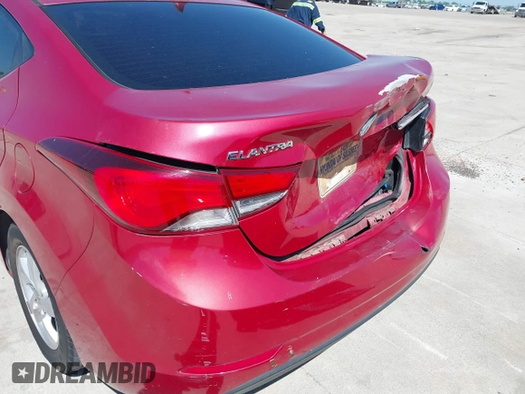2014 Hyundai Elantra SE z VIN KMHDH4AE3EU168058, wystawiony jako IAAI lot #41974619 z przebiegiem 209 413 mil mil oraz . Historia ofert i sprzedaży dostępna na DreamBid. Obrazek 14.
