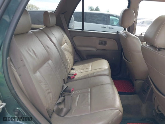 1997 Toyota 4Runner Limited with VIN JT3GN87R7V0025430, listed as a IAAI auction lot 39059743 with 238,915 mi miles. Bid and sale history available at carsss.com. Image 8.