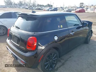 2016 MINI Hardtop S with VIN WMWXP7C58G3B49050, listed as a IAAI auction lot 42397484 with 103,083 mi miles and . Bid and sale history available at DreamBid. Image 4.