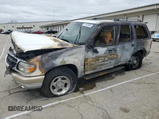 2000 Ford Explorer Eddie Bauer z VIN 1FMDU84P8YZB06825, wystawiony jako Copart lot #51429485 z przebiegiem Nie podano mil oraz Szkoda całkowita • Salvage title. Historia ofert i sprzedaży dostępna na DreamBid. Obrazek 1.
