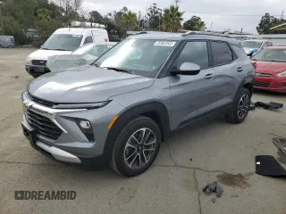 2024 Chevrolet TrailBlazer LT with VIN KL79MPS28RB145398, listed as a Copart auction lot 43275335 with 14,103 mi miles and Clean Title. Bid and sale history available at DreamBid. Image 1.