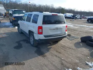 2017 Jeep Patriot Sport with VIN 1C4NJPBB5HD166657, listed as a IAAI auction lot 41301710 with 142,633 mi miles. Bid and sale history available at carsss.com. Image 3.