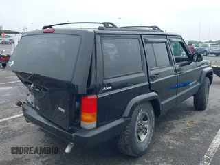 2000 Jeep Cherokee with VIN 1J4FF48S5YL182045, listed as a IAAI auction lot 42262612 with 192,292 mi miles and . Bid and sale history available at DreamBid. Image 4.