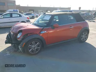 2012 MINI Convertible with VIN WMWZN3C54CT134124, listed as a IAAI auction lot 42313148 with 119,963 mi miles and . Bid and sale history available at DreamBid. Image 18.