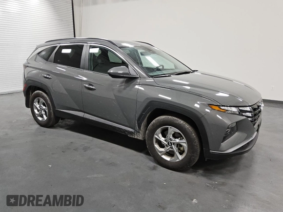 2024 Hyundai Tucson SEL with VIN 5NMJBCDE6RH428139, listed as a Copart auction lot 83457494 with 10,263 mi miles and Clean Title. Bid and sale history available at carsss.com. Image 4.