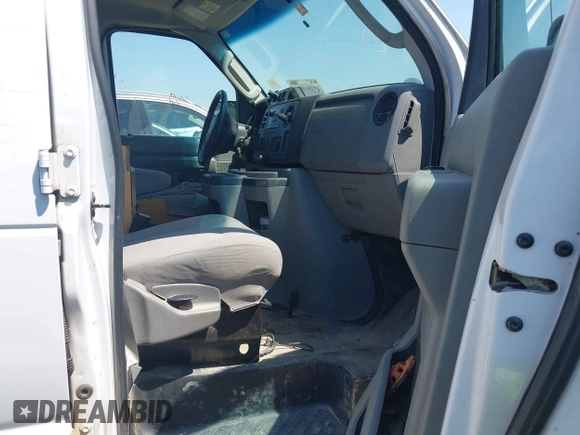 2013 Ford Econoline Cargo Commercial with VIN 1FTNE1EW1DDA62354, listed as a IAAI auction lot 41988842 with 118,614 mi miles and . Bid and sale history available at carsss.com. Image 5.
