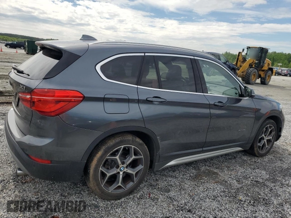 2016 BMW X1 xDrive28i z VIN WBXHT3C37GP888364, wystawiony jako Copart lot #53644975 z przebiegiem 119 725 mil mil oraz Szkoda całkowita • Salvage title. Historia ofert i sprzedaży dostępna na DreamBid. Obrazek 3.