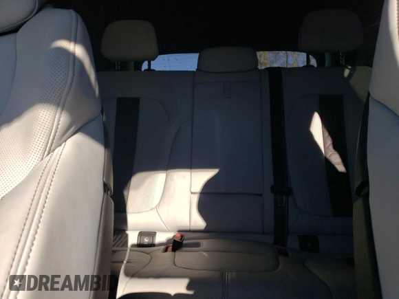 2022 BMW X5 M z VIN 5YMJU0C06N9M49374, wystawiony jako Copart lot #41621645 z przebiegiem 36 242 mil mil oraz Szkoda całkowita • Salvage title. Historia ofert i sprzedaży dostępna na DreamBid. Obrazek 10.