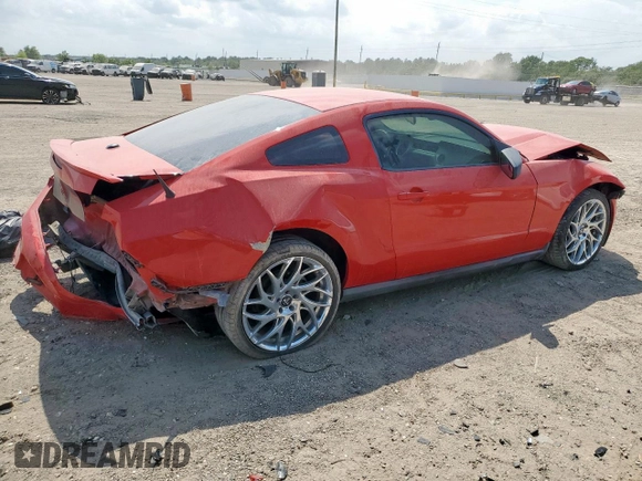2011 Ford Mustang V6 with VIN 1ZVBP8AM2B5109535, listed as a Copart auction lot 58393135 with 200,130 mi miles and Salvage title. Bid and sale history available at DreamBid. Image 3.