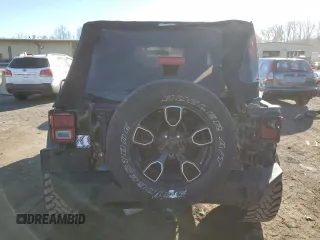 2018 Jeep Wrangler JK Unlimited Sahara with VIN 1C4BJWEG5JL851015, listed as a Copart auction lot 81107834 with 43,461 mi miles and Clean Title. Bid and sale history available at carsss.com. Image 6.
