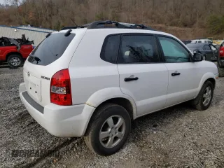 2006 Hyundai Tucson GL with VIN KM8JM12B86U441353, listed as a Copart auction lot 42886664 with 110,495 mi miles and Salvage Title. Bid and sale history available at carsss.com. Image 3.