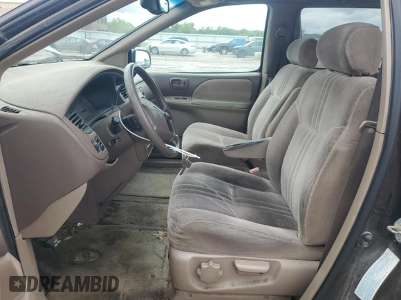 2001 Toyota Sienna CE z VIN 4T3ZF19CX1U355408, wystawiony jako Copart lot #59028995 z przebiegiem 277 681 mil mil oraz Szkoda całkowita • Salvage title. Historia ofert i sprzedaży dostępna na DreamBid. Obrazek 7.