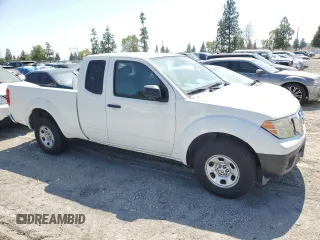 2015 Nissan Frontier S with VIN 1N6BD0CT2FN704275, listed as a Copart auction lot 61163015 with 130,857 mi miles and Clean title. Bid and sale history available at DreamBid. Image 4.