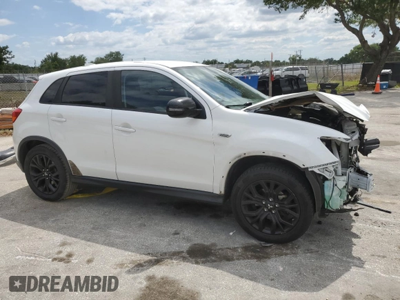 2017 Mitsubishi Outlander ES z VIN JA4AP3AU8HZ049807, wystawiony jako Copart lot #52507835 z przebiegiem 111 480 mil mil oraz Szkoda całkowita • Salvage title. Historia ofert i sprzedaży dostępna na DreamBid. Obrazek 4.