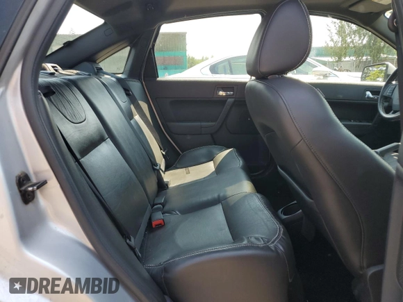 2008 Ford Focus SE с VIN 1FAHP35N88W185823, выставлен на аукционе Copart как лот 58258765 с пробегом 169 844 миль миль и Чистый • Clean title. История ставок и продаж доступна на DreamBid. Изображение 10.