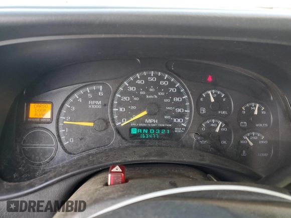 2000 GMC Yukon XL SLT with VIN 3GKFK16T0YG180443, listed as a Copart auction lot 45850055 with 163,477 mi miles and Clean Title. Bid and sale history available at carsss.com. Image 9.