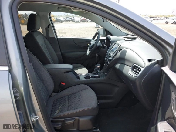 2024 Chevrolet Equinox LT with VIN 3GNAXKEG8RS146886, listed as a IAAI auction lot 41939837 with 35,599 mi miles. Bid and sale history available at carsss.com. Image 5.