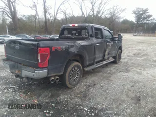 2020 Ford Super Duty F-250 SRW XL with VIN 1FT7W2BT5LED61876, listed as a IAAI auction lot 41526635 with 190,000 mi miles. Bid and sale history available at carsss.com. Image 4.