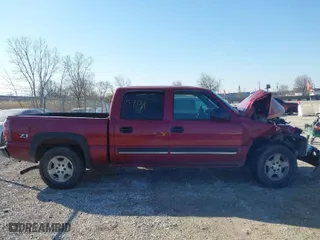 2005 Chevrolet Silverado 1500 LS with VIN 2GCEK13T551143145, listed as a IAAI auction lot 41775791 with 181,147 mi miles. Bid and sale history available at carsss.com. Image 13.