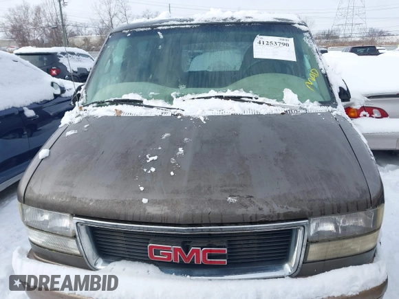 2000 GMC Safari z VIN 1GKDM19W9YB523962, wystawiony jako IAAI lot #41253790 z przebiegiem 162 815 mil mil oraz . Historia ofert i sprzedaży dostępna na DreamBid. Obrazek 6.