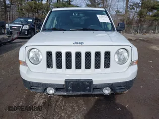 2016 Jeep Patriot Latitude with VIN 1C4NJPFA2GD562612, listed as a IAAI auction lot 41639913 with 120,823 mi miles and . Bid and sale history available at DreamBid. Image 13.