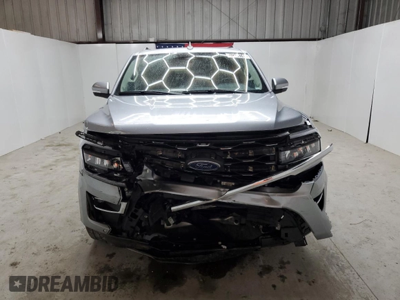 2024 Ford Expedition Max Limited with VIN 1FMJK1K86REA42093, listed as a Copart auction lot 52314745 with 47,832 mi miles and Clean title. Bid and sale history available at DreamBid. Image 5.