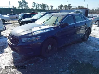 2017 Ford Police Interceptor с VIN 1FAHP2MT3HG126635, выставлен на аукционе IAAI как лот 41425901 с пробегом Не указан миль и . История ставок и продаж доступна на DreamBid. Изображение 16.