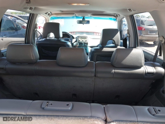 2006 Honda Pilot EX-L with VIN 5FNYF28586B037336, listed as a IAAI auction lot 42084508 with 231,544 mi miles. Bid and sale history available at carsss.com. Image 12.