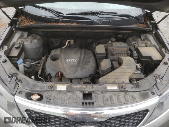 2012 Kia Sorento EX z VIN 5XYKU4A68CG209833, wystawiony jako Copart lot #53942035 z przebiegiem 216 199 mil mil oraz Szkoda całkowita • Salvage title. Historia ofert i sprzedaży dostępna na DreamBid. Obrazek 12.