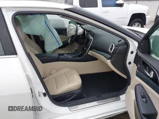 2023 Nissan Maxima Platinum с VIN 1N4AA6FV4PC513922, выставлен на аукционе IAAI как лот 41308547 с пробегом 13 670 миль миль и . История ставок и продаж доступна на DreamBid. Изображение 5.