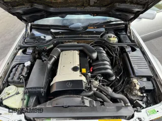 1994 Mercedes-Benz SL z VIN WDBFA63E0RF094472, wystawiony jako Copart lot #58923925 z przebiegiem 55 706 mil mil oraz Tytuł czysty. Historia ofert i sprzedaży dostępna na DreamBid. Obrazek 7.