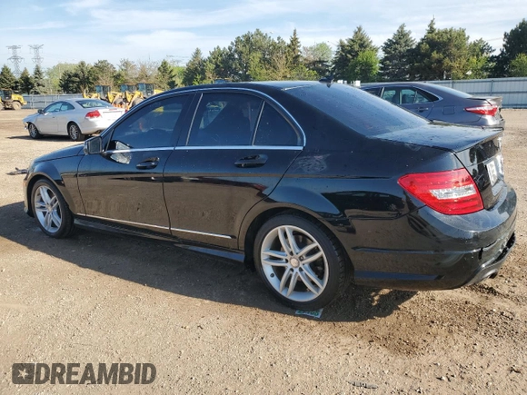 2013 Mercedes-Benz C 300 Sport с VIN WDDGF8AB1DG073490, выставлен на аукционе Copart как лот 54422695 с пробегом 99 047 миль миль и Списание • Salvage title. История ставок и продаж доступна на DreamBid. Изображение 2.