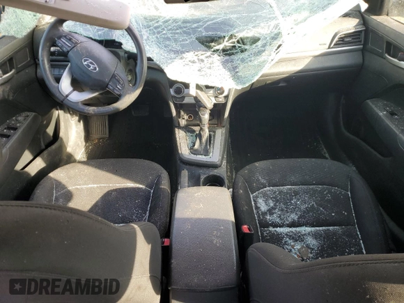2019 Hyundai Elantra SE with VIN 5NPD74LF2KH433104, listed as a Copart auction lot 48614105 with 77,728 mi miles and Salvage Title. Bid and sale history available at DreamBid. Image 8.