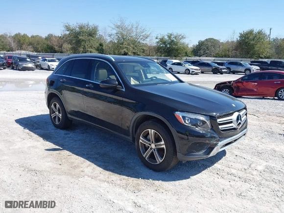 2016 Mercedes-Benz GLC with VIN WDC0G4JB6GF008107, listed as a IAAI auction lot 41666678 with 61,047 mi miles. Bid and sale history available at carsss.com. Image 1.
