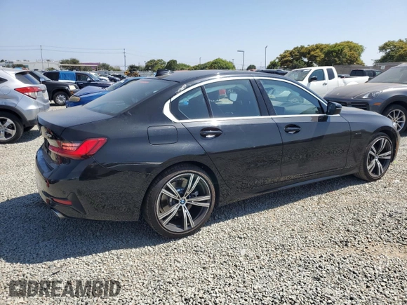 2020 BMW 3 Series 330i with VIN WBA5R1C05LFH45373, listed as a Copart auction lot 62196625 with 37,732 mi miles and Salvage title. Bid and sale history available at DreamBid. Image 3.