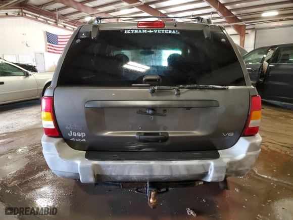 2002 Jeep Grand Cherokee Laredo with VIN 1J4GW48N52C240077, listed as a Copart auction lot 55919394 with 223,991 mi miles and Clean Title. Bid and sale history available at carsss.com. Image 6.