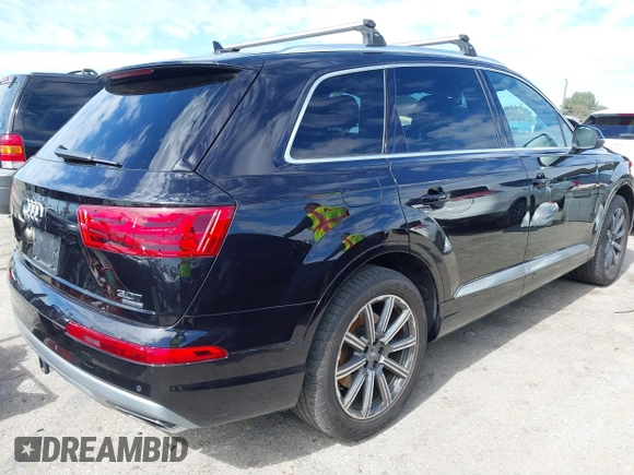2017 Audi Q7 Prestige z VIN WA1VAAF70HD050053, wystawiony jako IAAI lot #41614112 z przebiegiem 73 892 mil mil oraz . Historia ofert i sprzedaży dostępna na DreamBid. Obrazek 4.