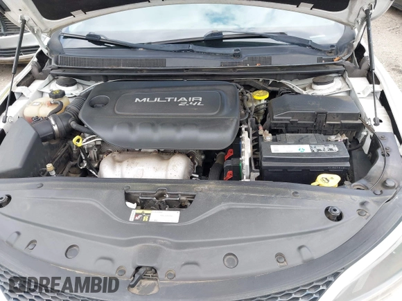 2015 Chrysler 200 Limited with VIN 1C3CCCAB7FN692330, listed as a IAAI auction lot 42147108 with 213,236 mi miles. Bid and sale history available at carsss.com. Image 10.