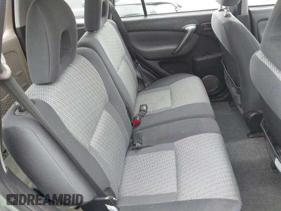 2005 Toyota RAV4 with VIN JTEHD20V350054927, listed as a IAAI auction lot 41913257 with 216,442 mi miles. Bid and sale history available at carsss.com. Image 8.