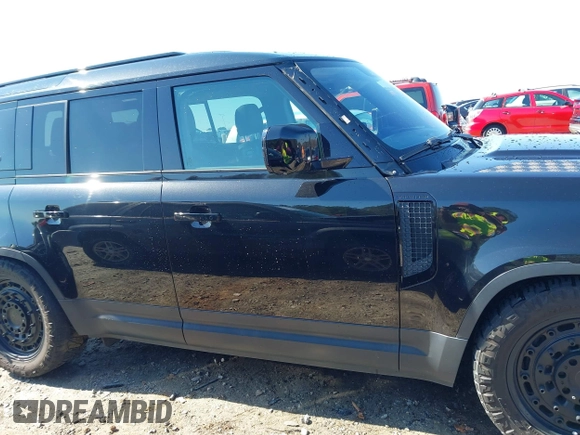 2020 Land Rover Defender SE with VIN SALEP7EU7L2033956, listed as a IAAI auction lot 41654588 with 85,029 mi miles and . Bid and sale history available at DreamBid. Image 13.