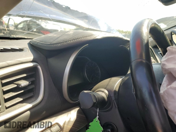 2017 Nissan Maxima SV with VIN 1N4AA6AP5HC370327, listed as a Copart auction lot 58392405 with Not provided miles and Salvage title. Bid and sale history available at DreamBid. Image 9.