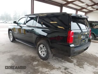 2019 Chevrolet Suburban LT z VIN 1GNSKHKC4KR177374, wystawiony jako IAAI lot #41323234 z przebiegiem 157 470 mil mil oraz . Historia ofert i sprzedaży dostępna na DreamBid. Obrazek 3.