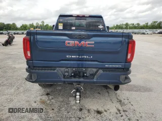 2022 GMC Sierra 2500HD Denali z VIN 1GT49REY4NF295392, wystawiony jako Copart lot #53458505 z przebiegiem 67 522 mil mil oraz Czysty tytuł • Clean title. Historia ofert i sprzedaży dostępna na DreamBid. Obrazek 6.