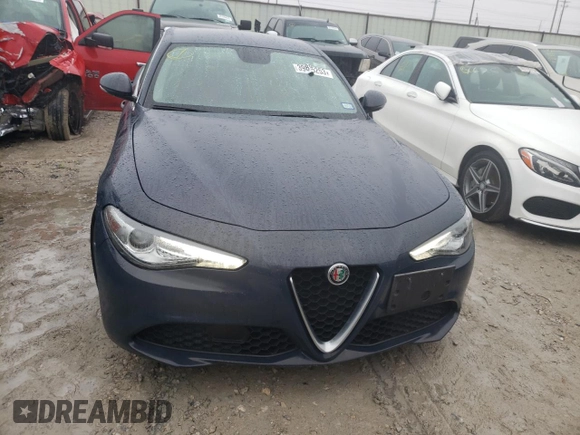 2019 Alfa Romeo Giulia Sport with VIN ZARFAMAN9K7599991, listed as a Copart auction lot 39895253 with 27,976 mi miles. Bid and sale history available at carsss.com. Image 5.