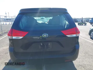 2013 Toyota Sienna L with VIN 5TDZK3DC1DS395994, listed as a IAAI auction lot 41759212 with 163,898 mi miles. Bid and sale history available at carsss.com. Image 15.